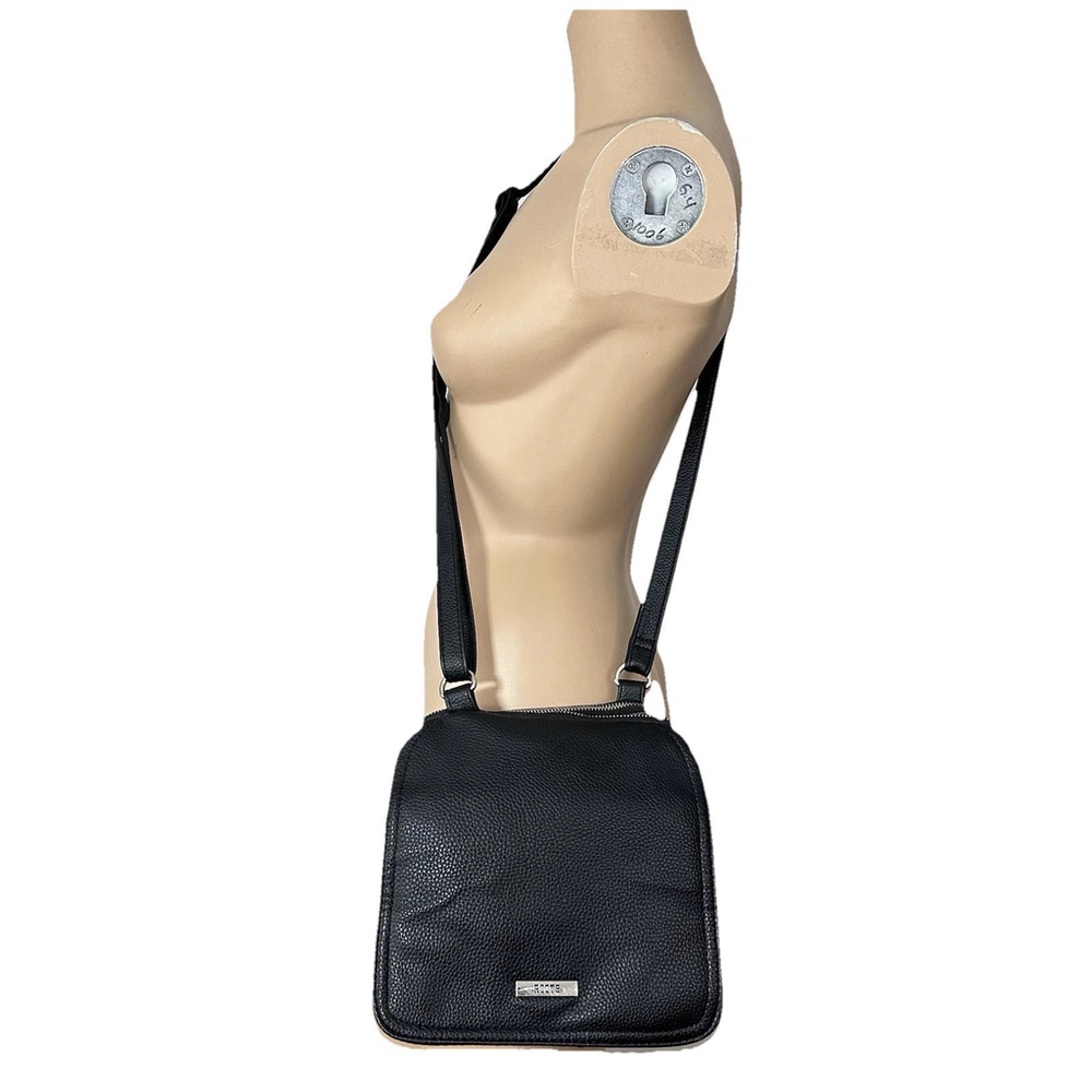 Roots Vegan Leather Triple Zip Flap Zipper Back Pocket Black Crossbody Bag